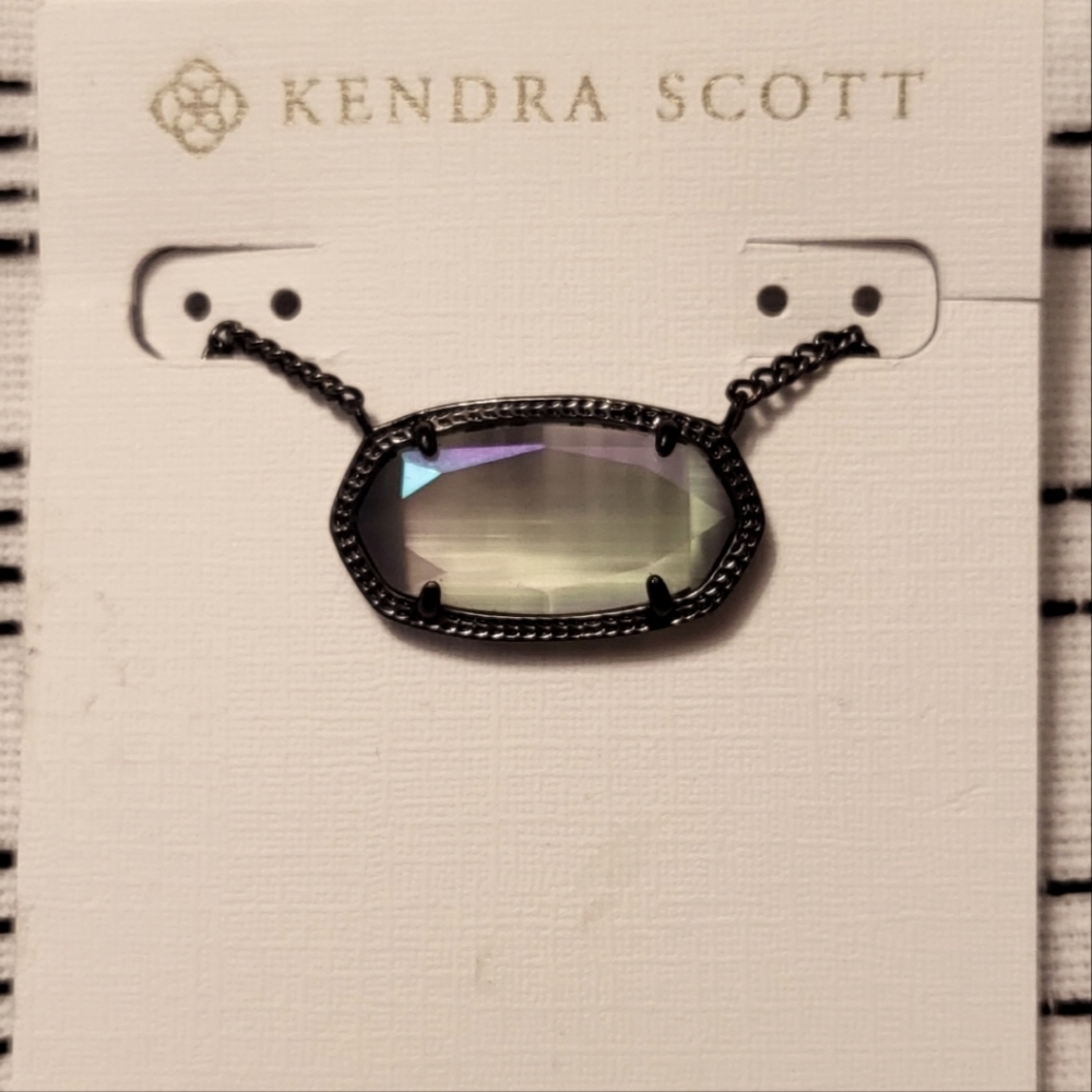 Gunmetal Dylan